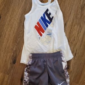 Girls Nike outfit